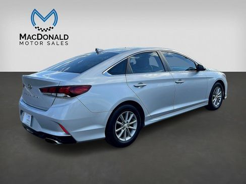 Used 2018 Hyundai Sonata SE w/ Cargo Package image 6