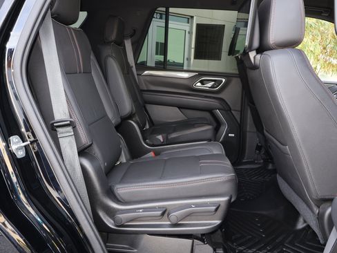 Used 2021 Chevrolet Tahoe RST w/ Luxury Package image 23