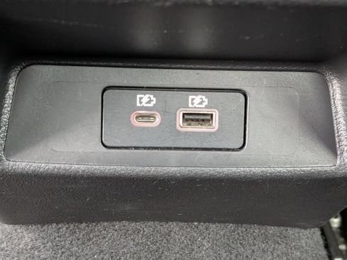 Used 2024 Nissan Altima 2.5 SV FWD image 18