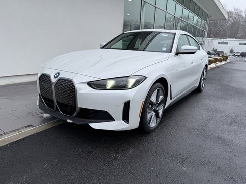 Used 2025 BMW i4 xDrive40i w/ Premium Package image 3