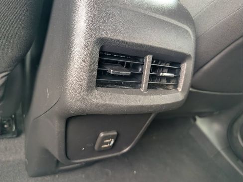Used 2022 GMC Terrain SLE w/ Driver Convenience Package FWD image 26
