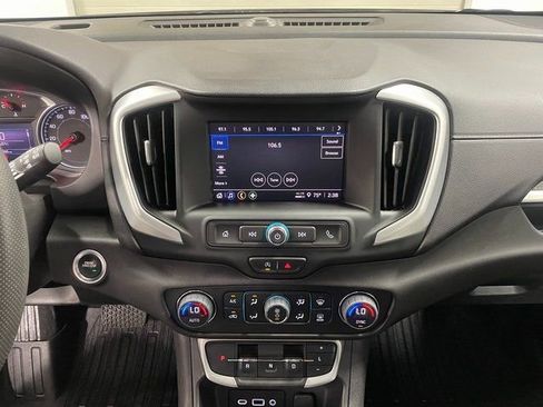 Used 2023 GMC Terrain SLE w/ Driver Convenience Package AWD/4WD image 16