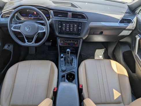 Used 2024 Volkswagen Tiguan SE AWD/4WD image 26