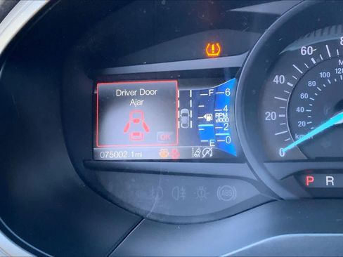 Certified 2024 Ford Edge SE w/ Black Appearance Package image 22