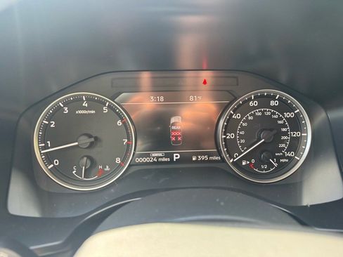 New 2025 Mitsubishi Outlander SE image 28