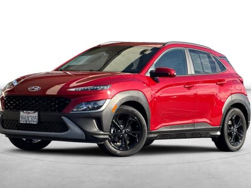 Certified 2022 Hyundai Kona SEL w/ Convenience Package image 2