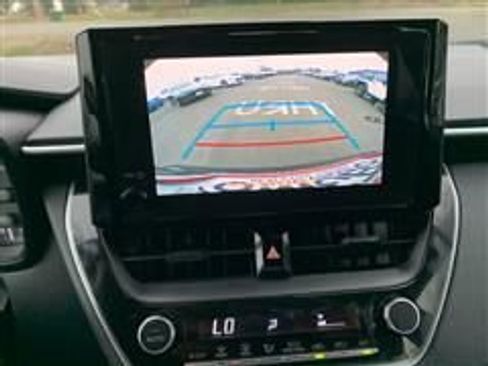 Used 2023 Toyota Corolla LE image 23