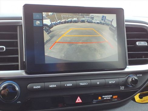 New 2025 Hyundai Venue SEL image 11