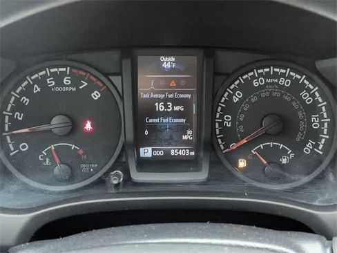 Used 2021 Toyota Tacoma SR image 31