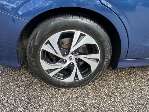 Used 2022 Subaru Legacy Premium image 11