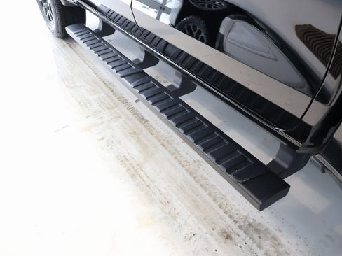 Certified 2025 Chevrolet Colorado W/T w/ WT Custom Package image 10