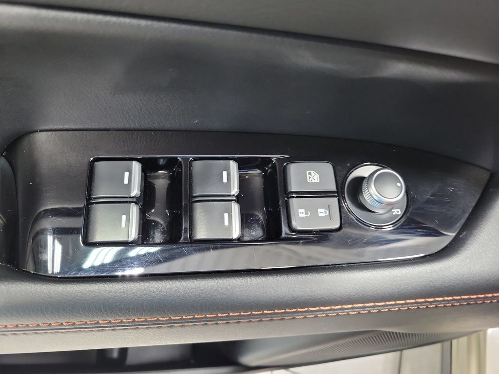 Used 2025 MAZDA CX-5 Carbon Edition AWD/4WD image 33