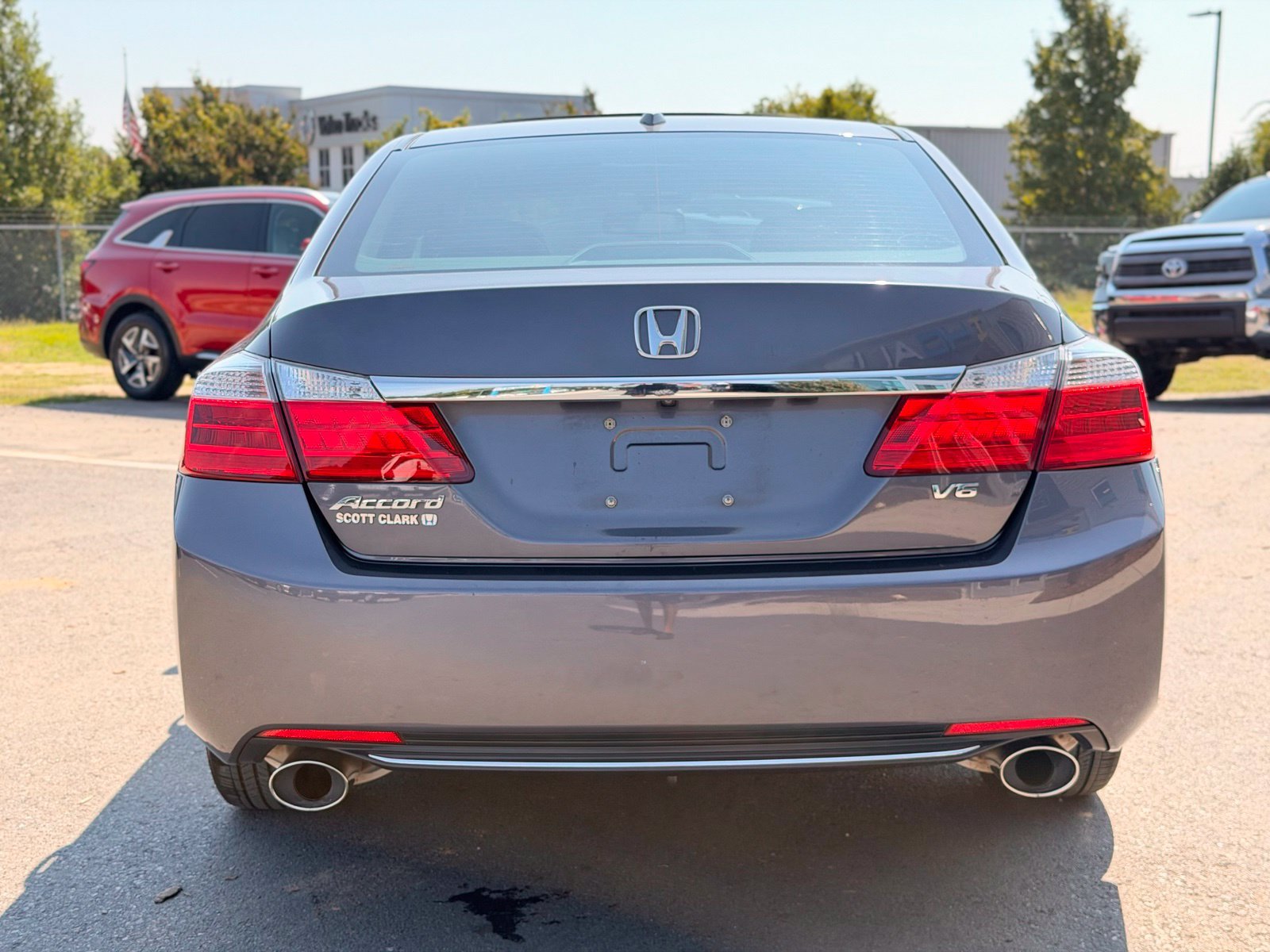 Used 2015 Honda Accord EX-L image 8