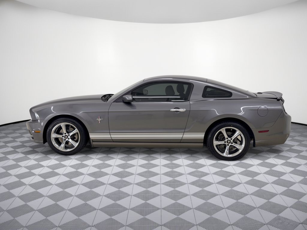 Used 2014 Ford Mustang Premium w/ Equipment Group 202A RWD image 2