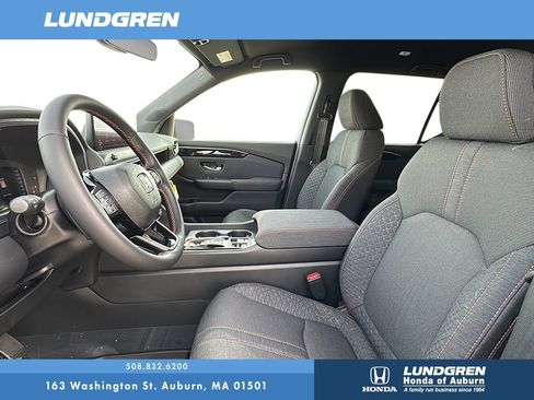 New 2026 Honda Pilot Sport image 19
