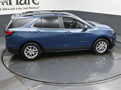 Used 2024 Chevrolet Equinox LT image 38