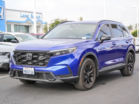 Used 2025 Honda CR-V Sport image 3
