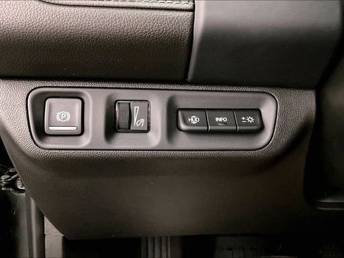 Used 2023 GMC Acadia Denali AWD/4WD image 39