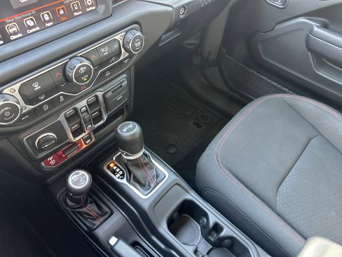 Used 2023 Jeep Wrangler Unlimited Rubicon w/ Xtreme 35 Tire Package image 33