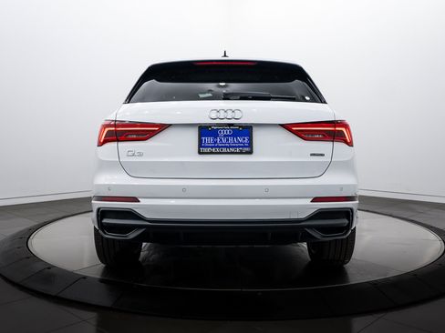 New 2025 Audi Q3 2.0T Premium image 19