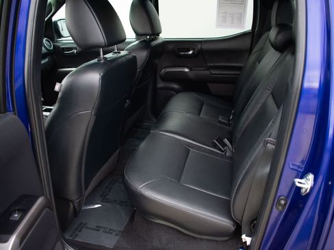 Used 2023 Toyota Tacoma Limited image 25