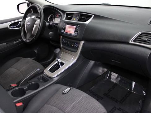 Used 2015 Nissan Sentra SV image 22