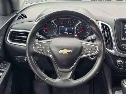 Used 2020 Chevrolet Equinox LT image 14