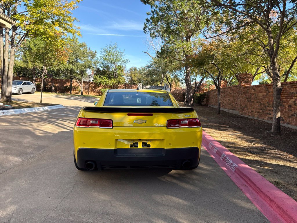 Used 2015 Chevrolet Camaro SS w/ SS Performance Package RWD image 14