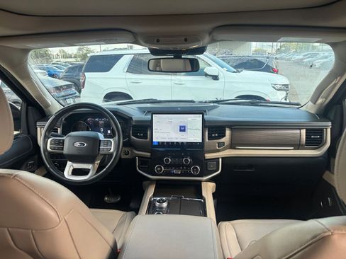 Used 2024 Ford Expedition Max Limited image 38