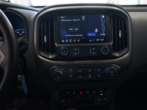 Used 2022 Chevrolet Colorado Z71 w/ Z71 Midnight Edition AWD/4WD image 25