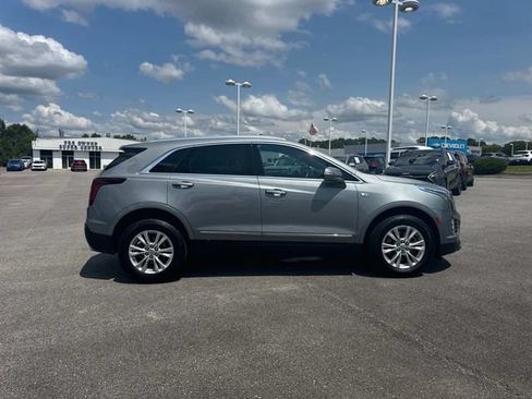Used 2023 Cadillac XT5 Luxury FWD image 3