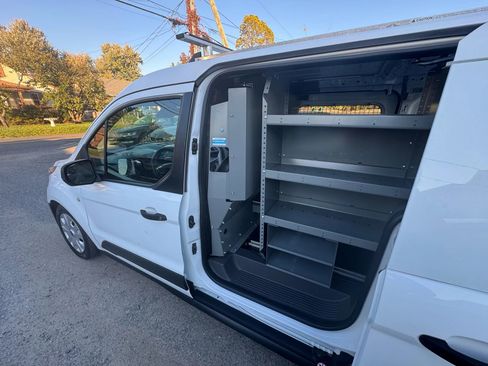 Used 2019 Ford Transit Connect XL image 23
