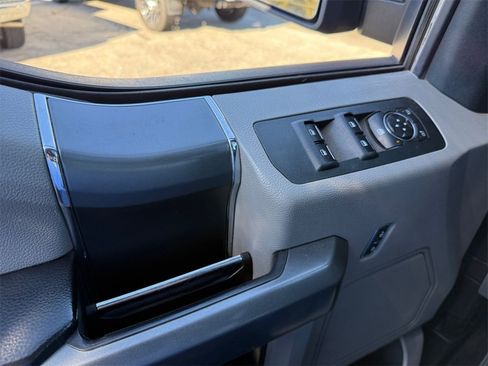 Certified 2018 Ford F150 XLT w/ Equipment Group 302A Luxury image 19