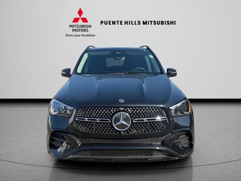 Used 2025 Mercedes-Benz GLE 450e 4MATIC image 2