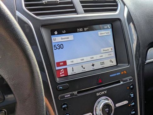 Used 2017 Ford Explorer Sport image 13