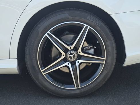 Used 2018 Mercedes-Benz E 300 image 21