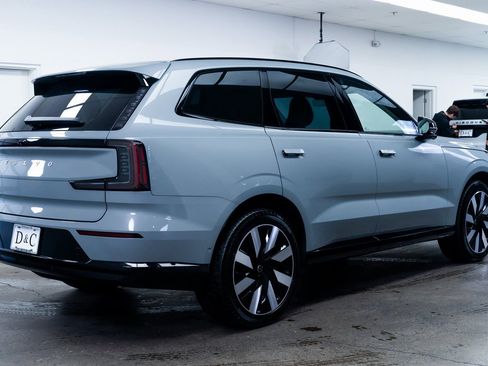Used 2025 Volvo EX90 Ultra image 6