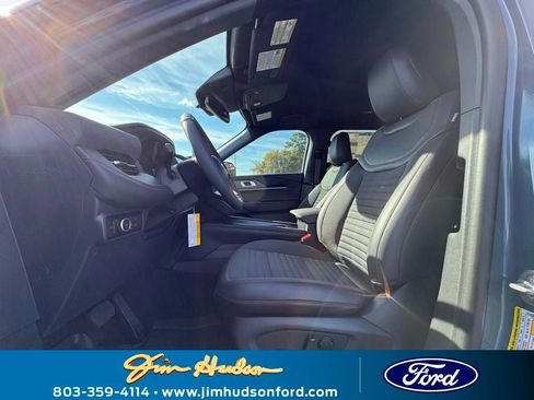 New 2026 Ford Explorer ST-Line w/ Premium Package image 16