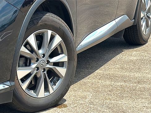 Used 2015 Nissan Murano SV FWD image 3