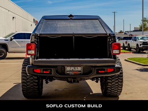 Used 2022 Jeep Gladiator Rubicon w/ Trailer Tow Package image 8