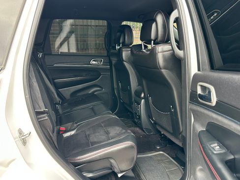 Used 2018 Jeep Grand Cherokee Trailhawk image 12