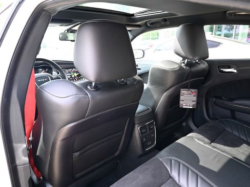 Used 2021 Dodge Charger SRT Hellcat RWD image 38