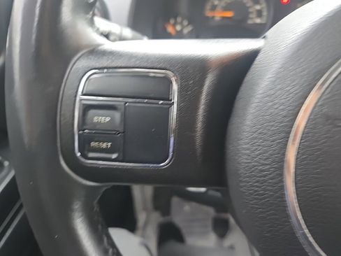 Used 2015 Jeep Patriot Latitude image 15