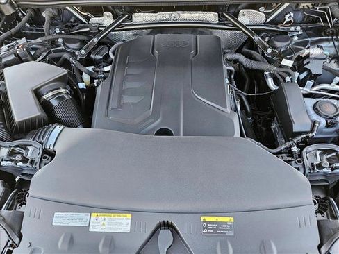 New 2025 Audi Q5 Premium Plus AWD/4WD image 17