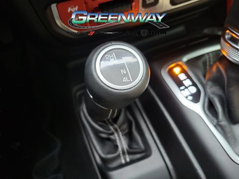 Used 2018 Jeep Wrangler Unlimited Rubicon AWD/4WD image 20