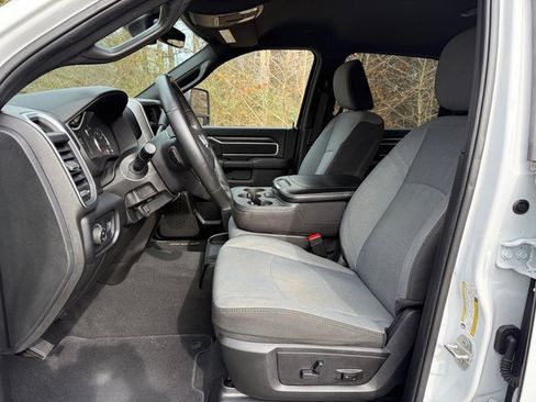 Used 2024 RAM 3500 Big Horn image 12