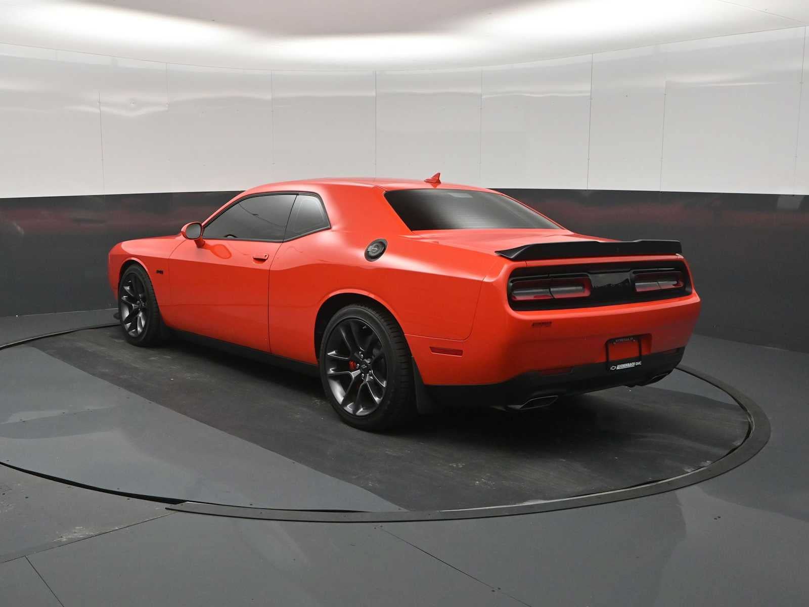 Used 2023 Dodge Challenger R/T RWD image 6