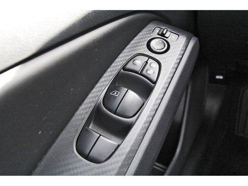 Used 2022 Nissan Altima 2.5 SV image 20