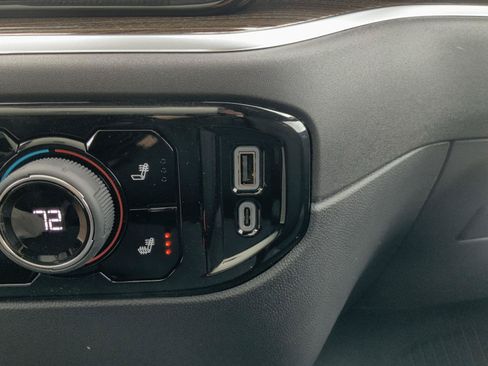 New 2026 Chevrolet Silverado 1500 RST w/ Z71 Off-Road Package AWD/4WD image 43