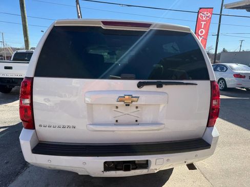 Used 2007 Chevrolet Suburban 2500 LT image 7